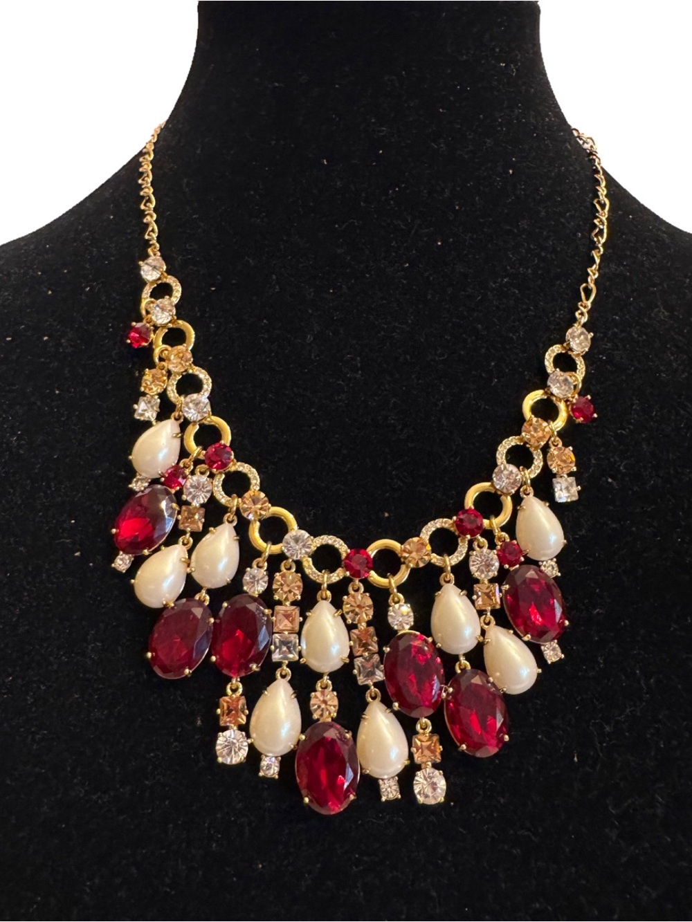 KATE SPADE Pearly Mix Swishy Charm Statement Necklace Ruby Red Crystal Bib $398